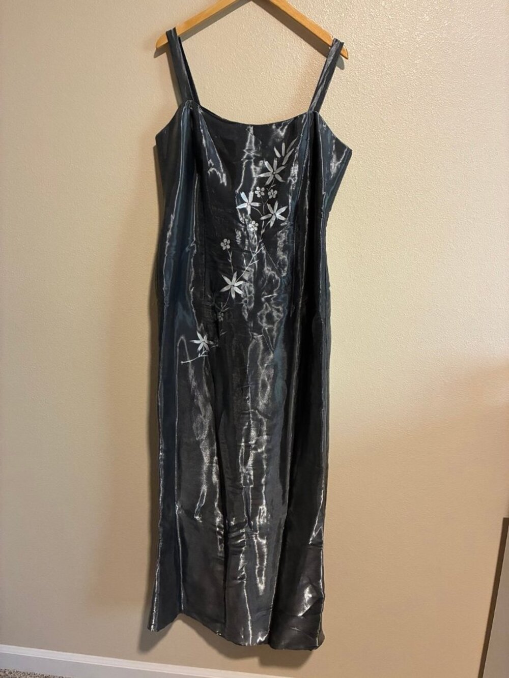 Vintage Dave & Johnny Women's Dark Grey Metallic Rhinestone Floral Dress 17-18